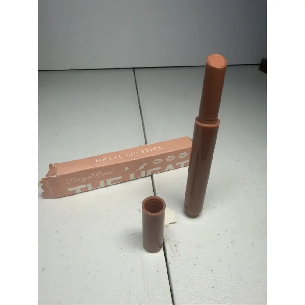 DragonRanee “The Heat” Lip Gloss Shade 02 Nude Pink Lip Plumper NEW
